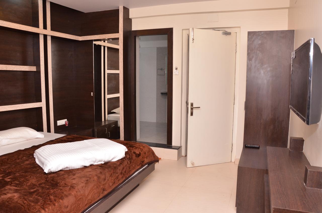 Mohini Royal Hotel Jharsuguda Kültér fotó